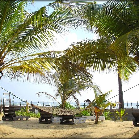 Stardust Beach Hotel Baía de Arugam Exterior foto